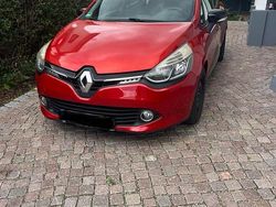 Rot Gebraucht 2013 Renault Clio IV Dynamique Kleinwagen | 5.200 € (Etwas zu teuer)