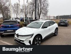 Weiß Gebraucht 2022 Renault Megane E-Tech Equilibre Limousine | 16.980 € (Fairer Preis)