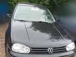 Schwarz Gebraucht 2000 VW Golf IV Kleinwagen | 800 € (Superpreis)