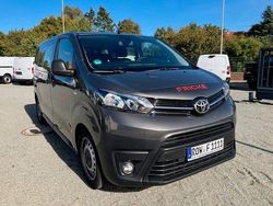 Grau Gebraucht 2022 Toyota Proace Comfort Van | 27.608 € (Teuer)