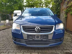 Blau Gebraucht 2007 VW Touran Van / Kleinbus | 4.200 € (Teuer)