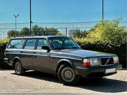 Grau Gebraucht 1993 Volvo 240 Kombi | 11.850 €