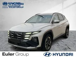Weiss Gebraucht 2024 Hyundai Tucson Trend SUV | 33.890 € (Superpreis)