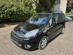 Schwarz Gebraucht 2014 Citroën Berlingo Van / Kleinbus | 6.500 € (Fairer Preis)