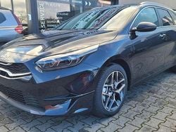 Schwarzmetallic Neu 2025 Kia Ceed Sportswagon Kombi | 25.800 € (Guter Preis)
