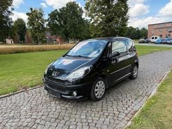 Schwarz Gebraucht 2006 Peugeot 1007 Kleinwagen | 3.250 € (Fairer Preis)