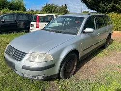 Silber Gebraucht 2001 VW Passat Kombi | 450 € (Superpreis)