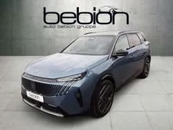 Blau Neu 2025 Peugeot 5008 GT Van / Kleinbus | 55.300 € (Etwas zu teuer)