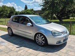 Silber Gebraucht 2004 VW Golf V Sportline Limousine | 2.999 € (Fairer Preis)