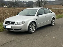 Silber Gebraucht 2000 Audi A4 S-Line Limousine | 2.999 € (Fairer Preis)