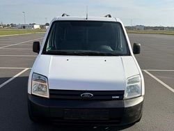 Weiß Gebraucht 2008 Ford Tourneo Connect Van / Kleinbus | 3.850 €