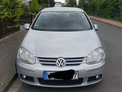 Silber Gebraucht 2005 VW Golf V Comfortline Limousine | 4.999 € (Etwas zu teuer)