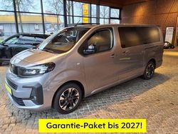 Grau Gebraucht 2024 Opel Zafira Life Van | 35.770 € (Superpreis)
