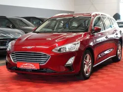 Rot Gebraucht 2019 Ford Focus Cool & Connect Kombi | 9.950 € (Guter Preis)