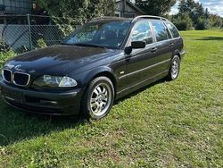 Schwarz Gebraucht 2000 BMW 325 Kombi | 2.450 € (Superpreis)