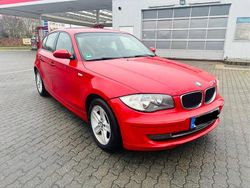 Rot Gebraucht 2008 BMW 118 Kleinwagen | 2.000 € (Guter Preis)