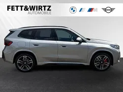 Spacesilber metallic Neu 2025 BMW X1 M Sport SUV | 50.790 € (Teuer)