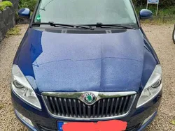 Blau Gebraucht 2010 Skoda Fabia Elegance Kombi | 2.300 € (Teuer)
