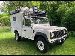 Weiß Gebraucht 1999 Land Rover Defender SUV | 29.500 €