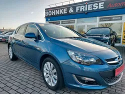 Blau Gebraucht 2015 Opel Astra Exklusiv Limousine | 9.499 € (Guter Preis)