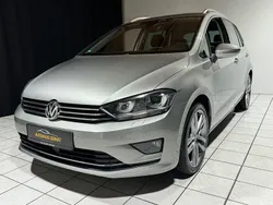 Grau Gebraucht 2016 VW Golf Sportsvan Highline Van / Kleinbus | 14.990 € (Fairer Preis)