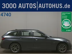Mineralgrau metallic Gebraucht 2021 BMW 330e Advantage Kombi | 18.580 € (Guter Preis)