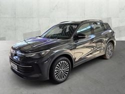 Grau (uranograu) Neu 2025 VW Tiguan Goal SUV | 41.550 € (Guter Preis)