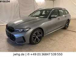 Grau Gebraucht 2024 BMW 330 M Sport Kombi | 39.250 € (Superpreis)