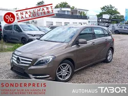 Beige Gebraucht 2014 Mercedes B180 Van / Kleinbus | 11.785 € (Fairer Preis)