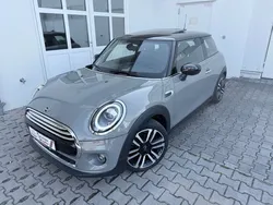 Moonwalk grey (metallic) Gebraucht 2020 Mini Cooper Kleinwagen | 19.900 € (Teuer)