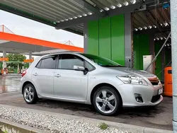 Silber Gebraucht 2012 Toyota Auris Hybrid Kleinwagen | 9.450 € (Superpreis)