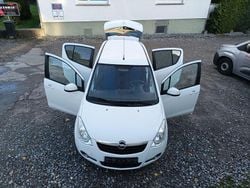 Weiß Gebraucht 2008 Opel Agila Edition Kleinwagen | 4.990 € (Etwas zu teuer)