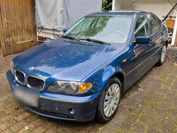 Blau Gebraucht 2004 BMW 318 Limousine | 4.000 € (Teuer)