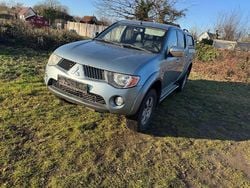Blau Gebraucht 2006 Mitsubishi L200 Abholung | 6.900 € (Fairer Preis)