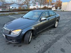 Grau Gebraucht 2007 Mercedes 220 Limousine | 6.100 € (Superpreis)