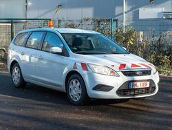 Weiß Gebraucht 2010 Ford Focus Kombi | 4.250 € (Guter Preis)