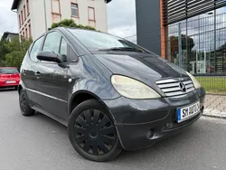 Schwarz Gebraucht 2000 Mercedes A160 Avantgarde Limousine | 790 € (Guter Preis)