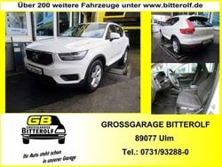 Weiß Gebraucht 2021 Volvo XC40 Momentum SUV | 23.990 € (Fairer Preis)