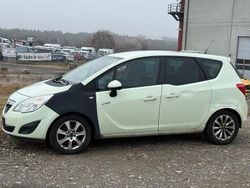 Weiß Gebraucht 2012 Opel Meriva Van / Kleinbus | 1.650 € (Superpreis)