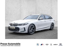 Weiß Gebraucht 2022 BMW 318 M Sport Kombi | 31.495 € (Fairer Preis)
