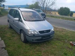 Blau Gebraucht 2002 Opel Zafira Van / Kleinbus | 2.500 € (Fairer Preis)