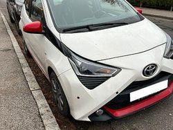 Weiß Gebraucht 2019 Toyota Aygo x-sky Kleinwagen | 11.600 € (Fairer Preis)