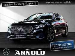 Obsidianschwarz (metallic) Gebraucht 2024 Mercedes E200 Avantgarde Kombi | 43.799 € (Guter Preis)