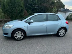 Blau Gebraucht 2007 Toyota Auris Kombi | 4.600 € (Etwas zu teuer)