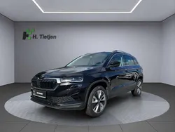 Schwarz Neu 2025 Skoda Karoq Selection SUV | 43.590 € (Teuer)