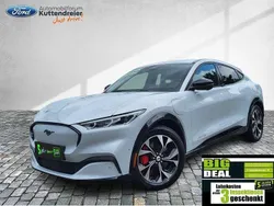 Space white Gebraucht 2022 Ford Mustang Mach-E SUV | 32.480 € (Guter Preis)