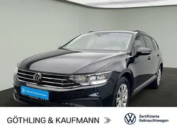 Schwarz Gebraucht 2023 VW Passat Basis Kombi | 26.980 € (Guter Preis)