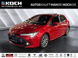 Rot Gebraucht 2019 Toyota Corolla Club Limousine | 20.900 € (Fairer Preis)