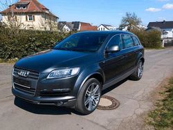 Grau Gebraucht 2008 Audi Q7 S-Line SUV | 11.800 € (Fairer Preis)