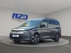 Indiumgrau metallic Gebraucht 2024 VW Caddy Maxi Life Van / Kleinbus | 37.444 € (Fairer Preis)